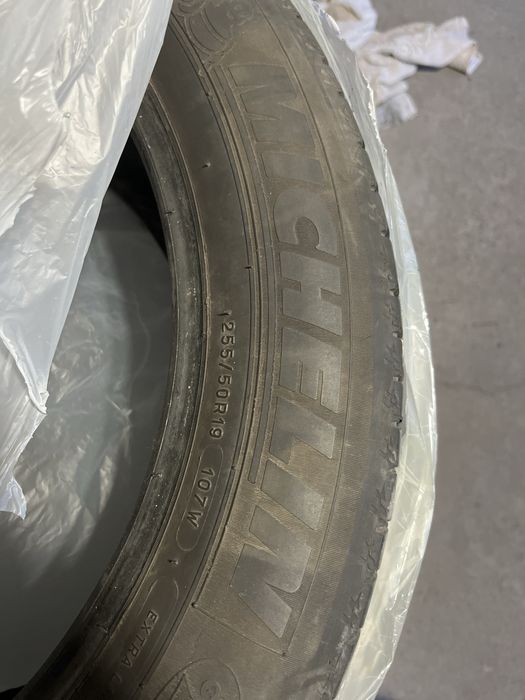 Продам шины 255/50/19