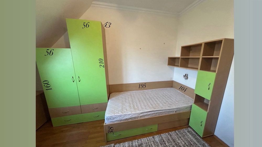 Обзавеждане за стая - легло+матрак с настройка, гардероб, ракла, бюро с шкаф. Предните, цветни части(челата) са налични в още един цвят(бордо).