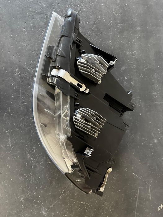 Far dreapta bmw f10 f11 non-facelift adaptiv