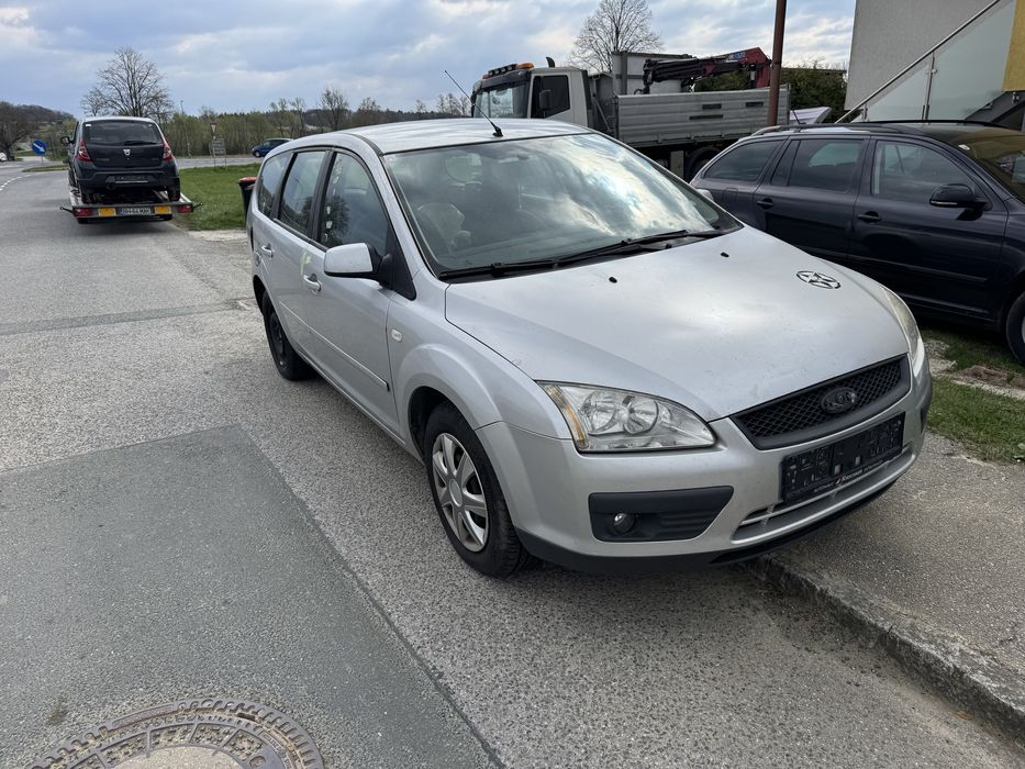 Dezmembrez Ford Focus 2 an 2007 motor 1.6 diesel