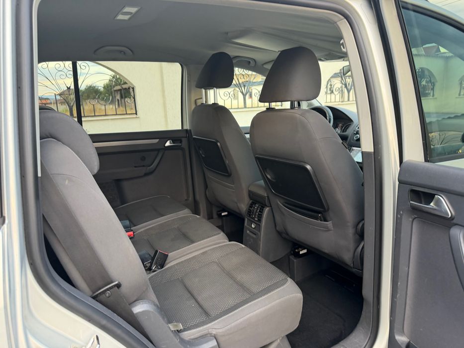 Volkswagen Touran 1.6 tdi