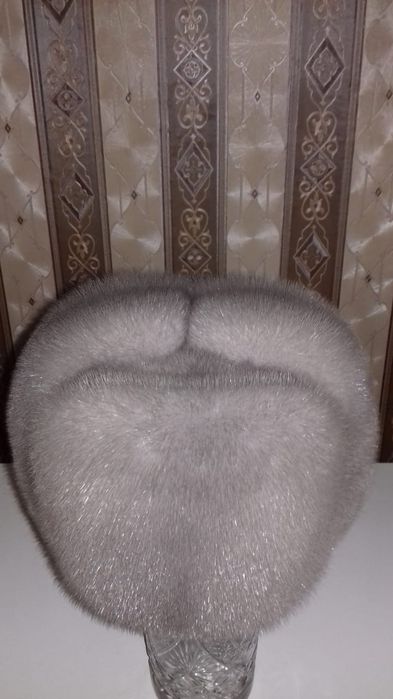 Продам норковую шапку