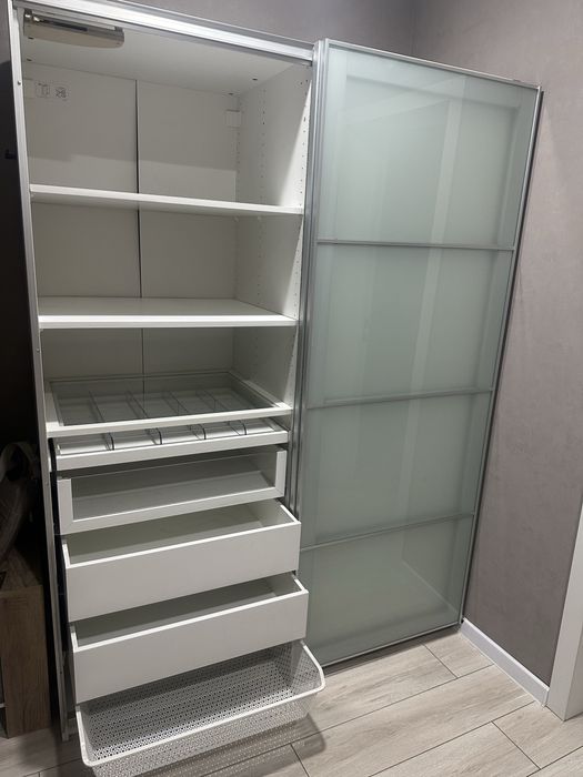 Продам шкаф Икея