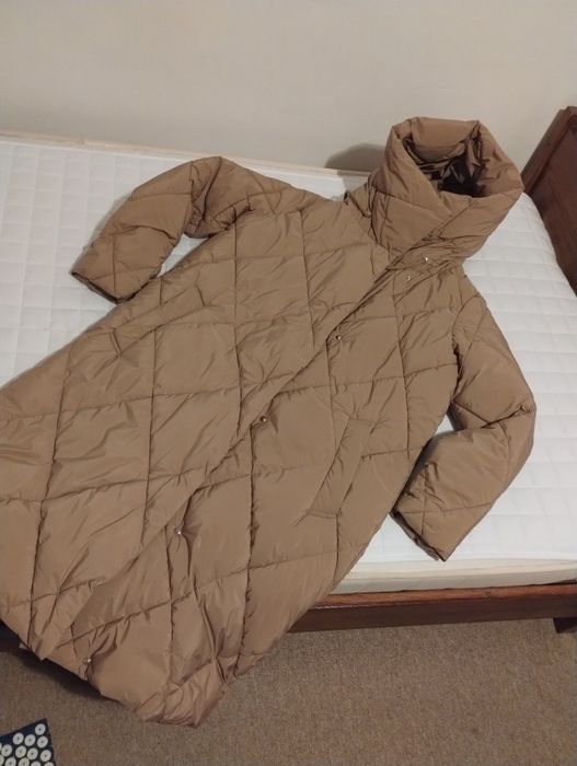 Haina  lunga de dama .