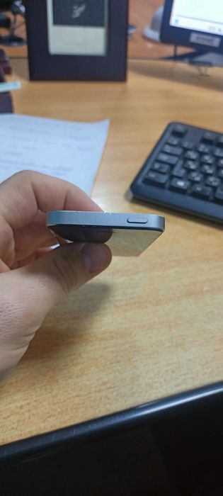 Продам iphone 5s