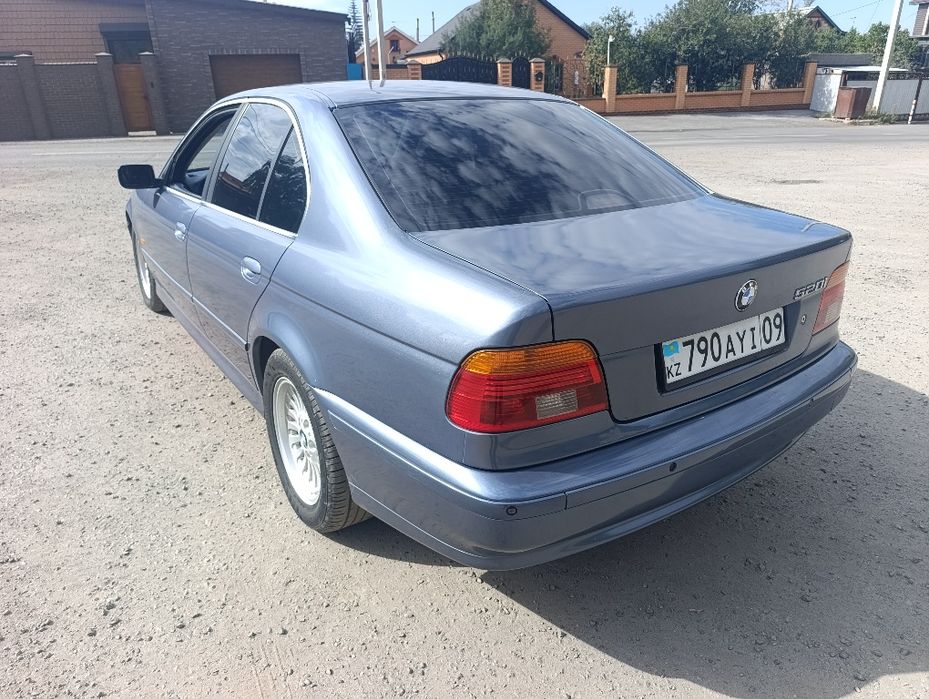 Продам или обменяю на газель BMW 520