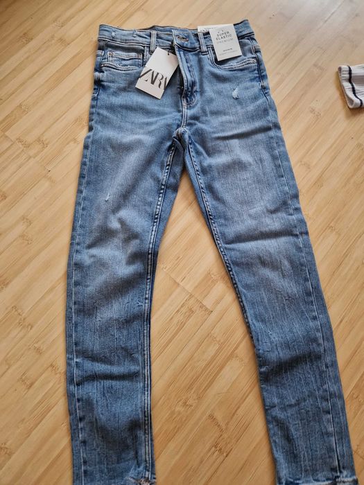 Чисто нови, с етикет Дънки Зара за момче 11-12 г