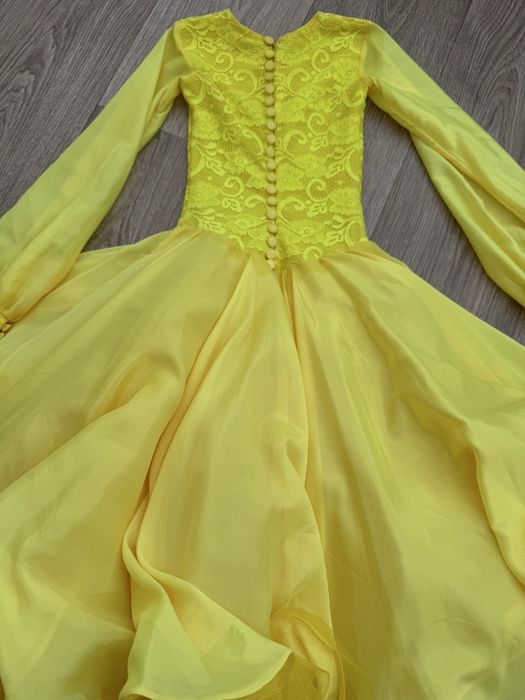 Рокля за спортни танци