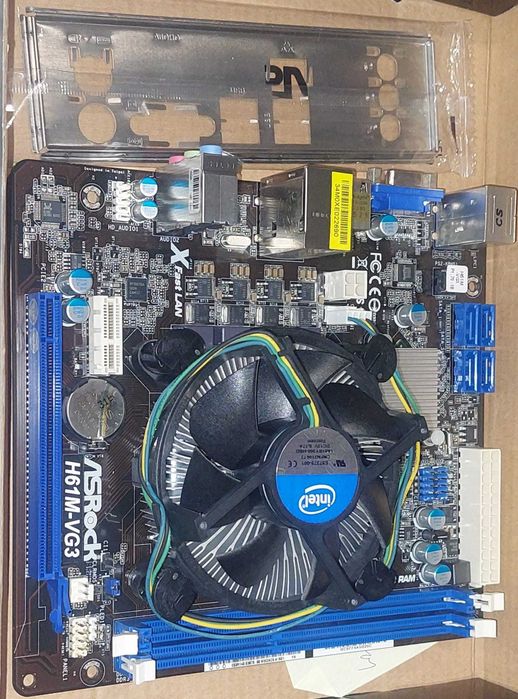 Placa de baza calculator h67M-GE si H61M VG3 socket LGA1155
