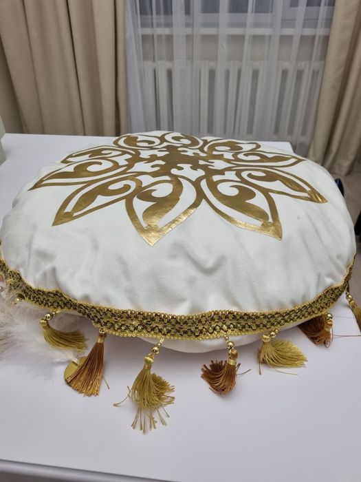 Продам подушку на сырга салу