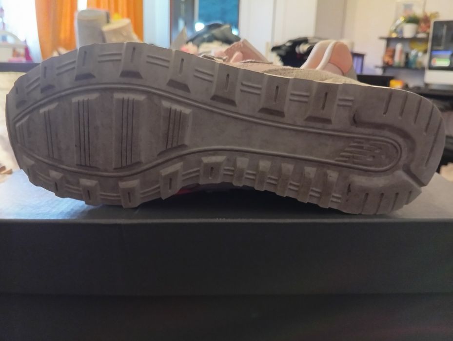 Adidași New Balance dama