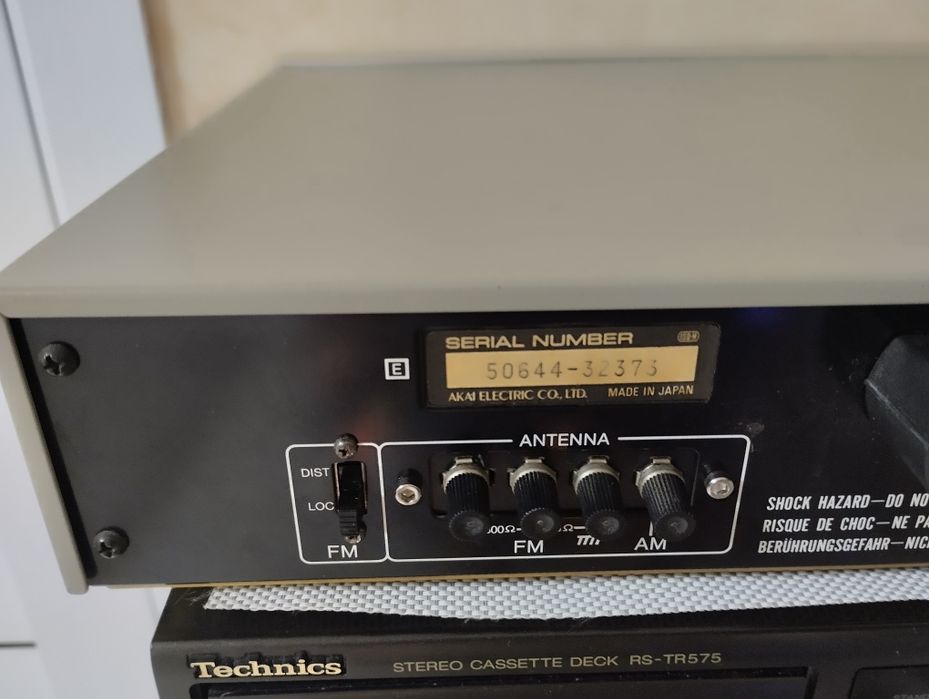 Тюнер AKAI AT-K02