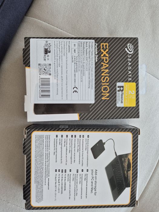 Външен хард диск Seagate 2TB