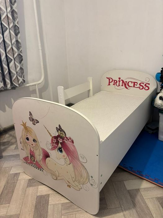 Продам кровать детскую