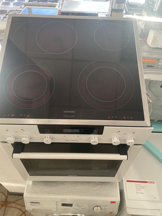 Печка за вграждане и Хладилник