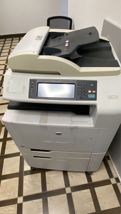 Принтер, сканнер A3, A4 МФУ HP в рабочем сост
