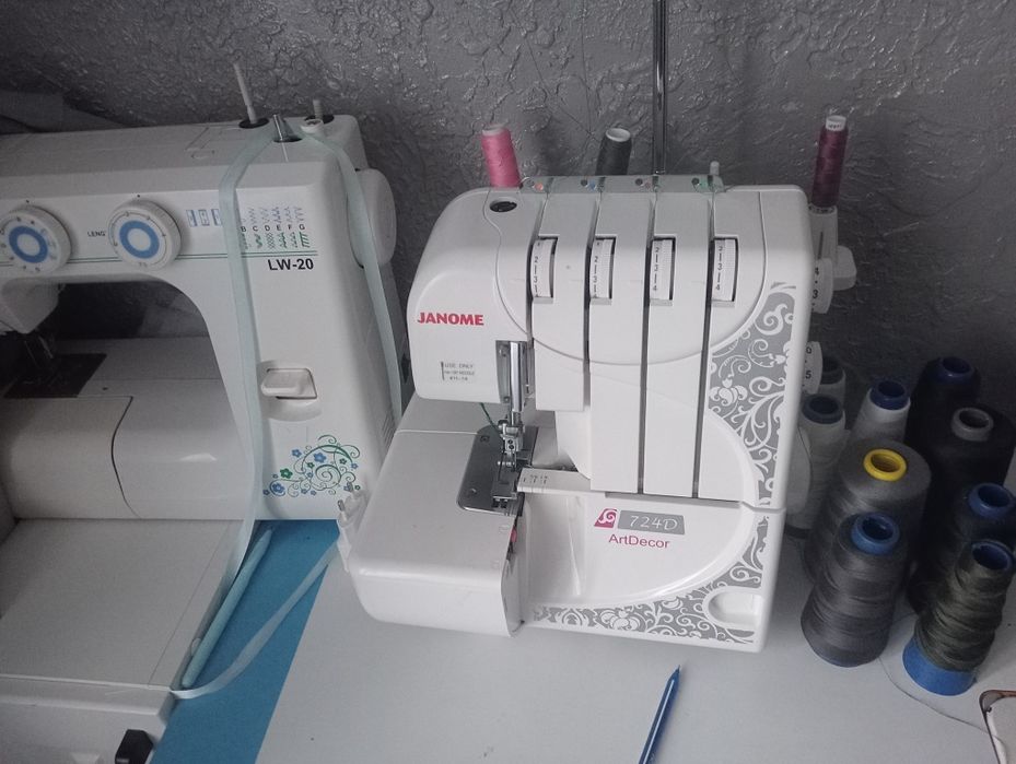 Оверлок Жаноме  оверлок