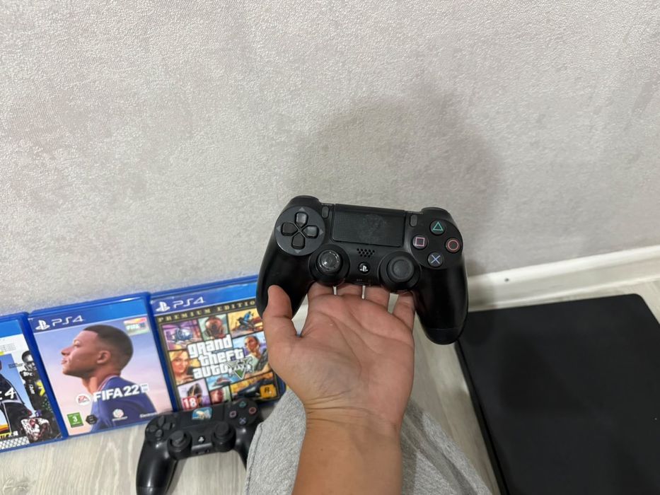 Sony PlayStation 4 Pro 1 ТБ