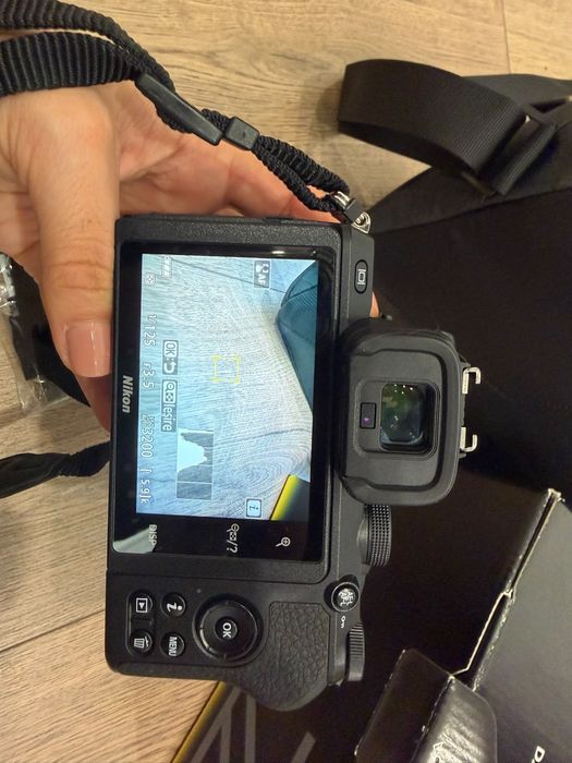 Aparat foto Nikon Z50 Kit DX 16-50  plus geanta