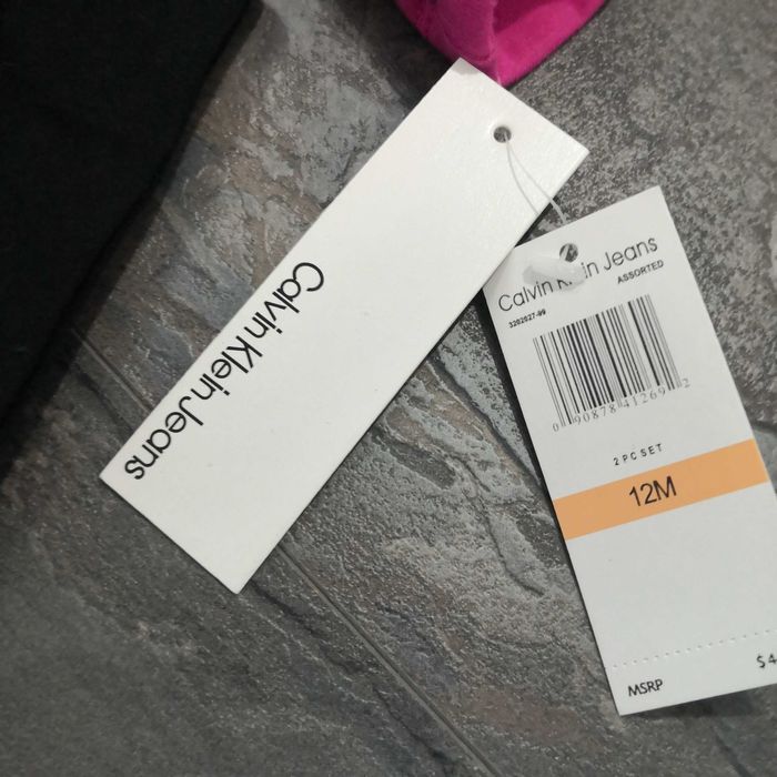 Calvin Klein бебешки комплект
