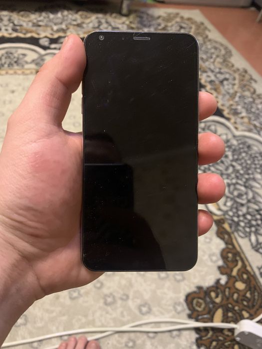 Продам 3 телефона