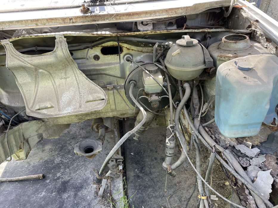 Голф 2 1.6TD на части