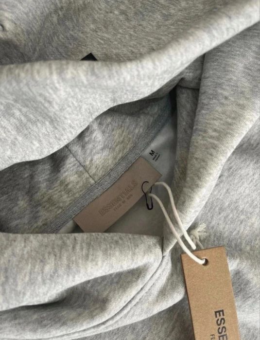 Essentials fear of God ( pot sa vand si la bucata doar hanoracul sau doar pantaloni )