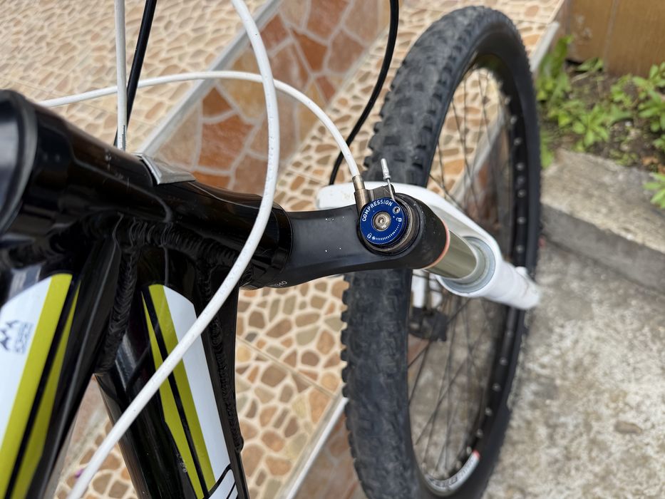 MTB Univega 26 - RockShox Recon Gold (aer) - Shimano XT - stare foarte bună