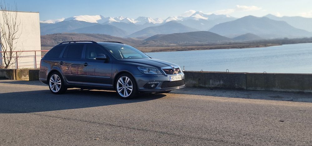 Vând skoda octavia 2011 2.0 tdi dsg vrs.