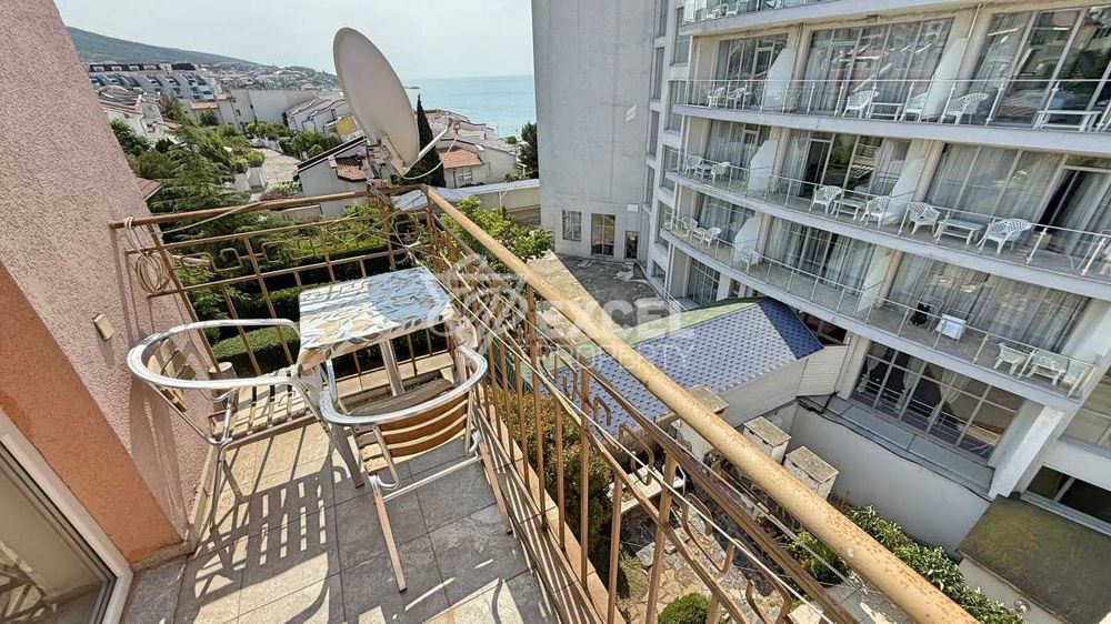 Апартамент с гледка море в комплекс Залив, Свети Влас