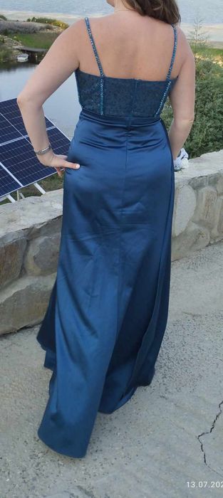 Дълга официална рокля