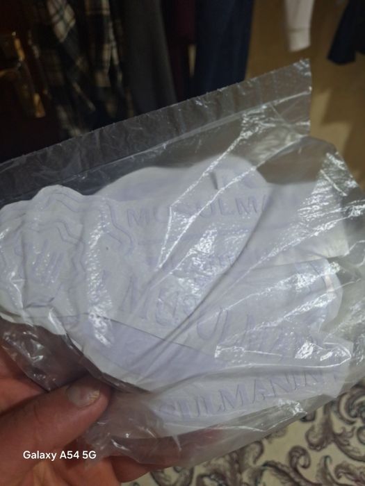 Avto nakleykalar optom narxalarda sotiladi