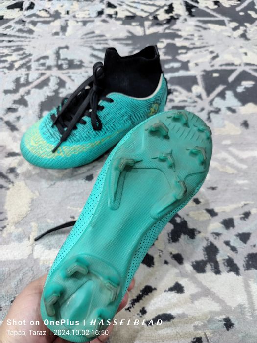 Обувь для футбола