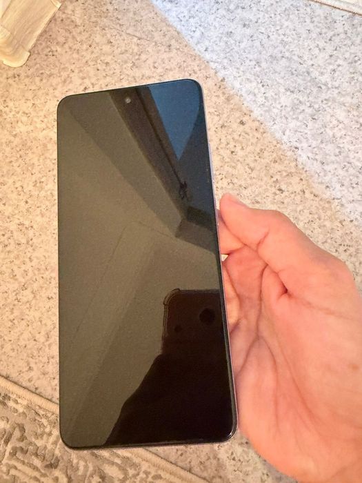 Смартфон OPPO 5i сатылады.