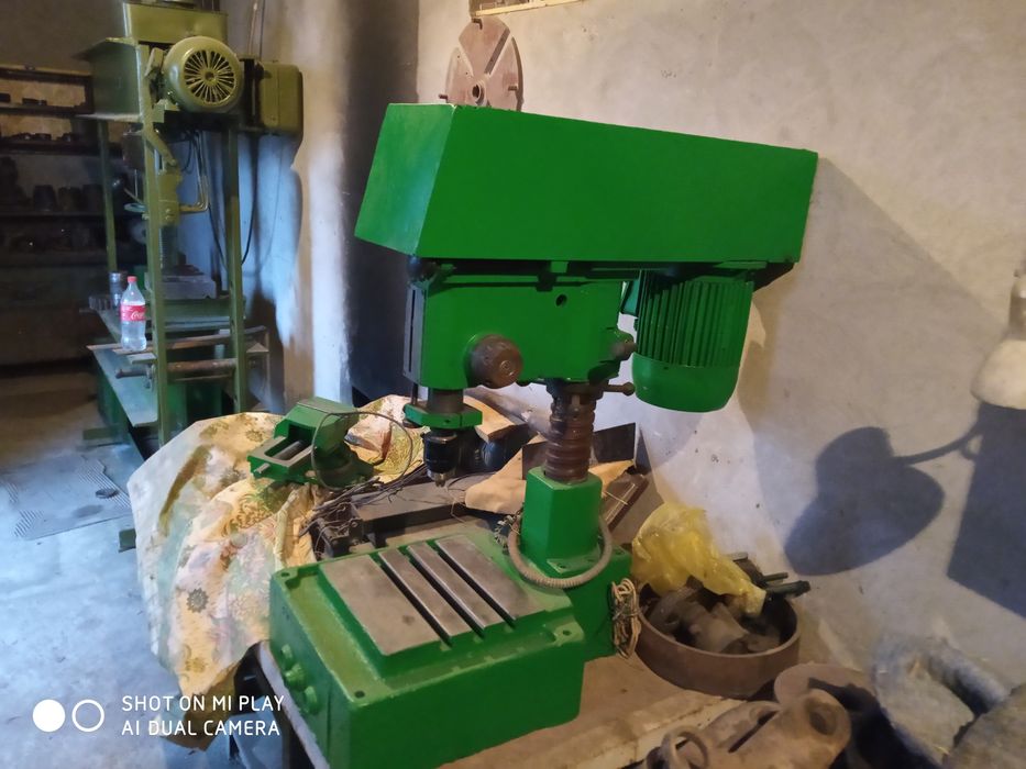 Станок сверлильный