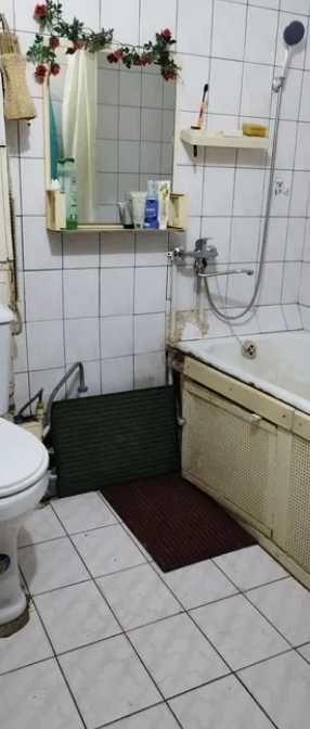 Продаю 2х комнатную 2 этаж 4 эт  ул Саломатина  2х6