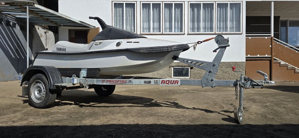 Продам гидроцикл Ямаха WaveRunner 650cm³