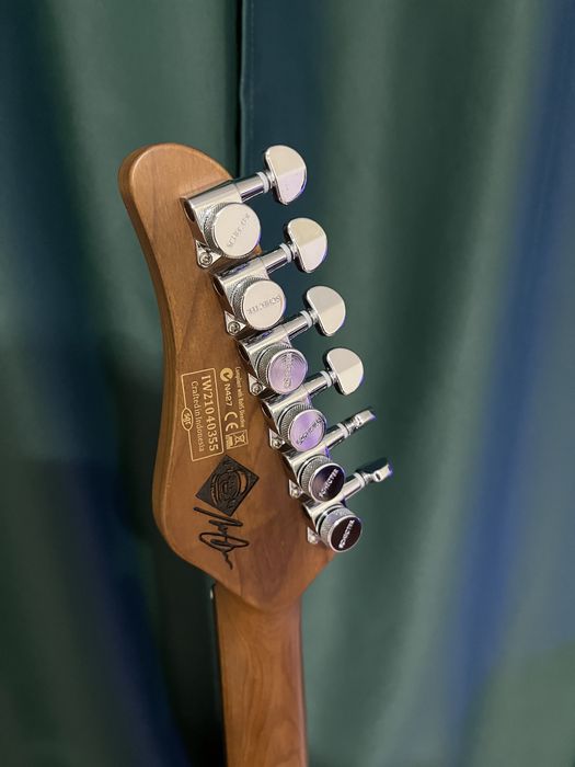 Электрогитара Schecter Nick Johnston Trad SSS AF (+кейс)