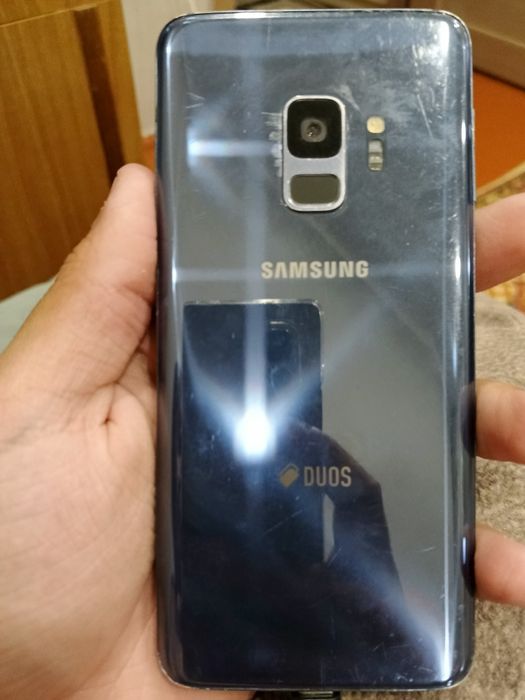 Продам самсунг с9