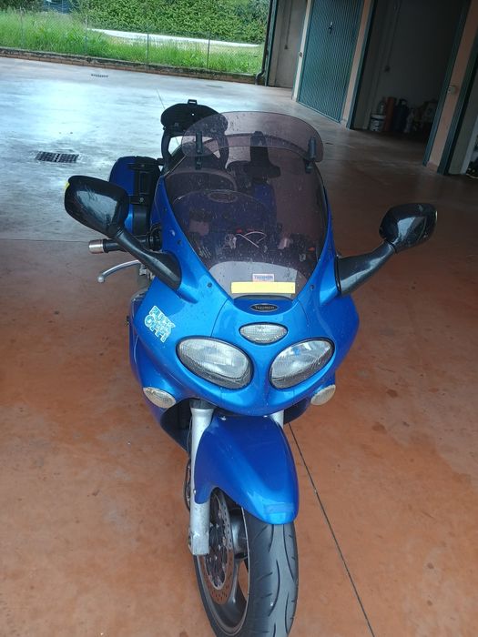 Triumph sprint 955ie 2003