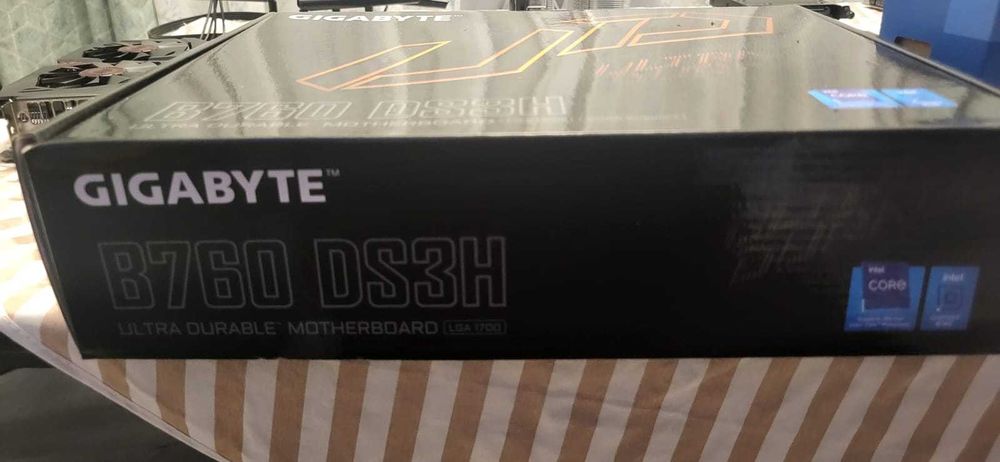 Placă de bază GIGABYTE B760 DS3H DDR5 (socket LGA 1700 compatibil procesoare intel gen 13,14,15)