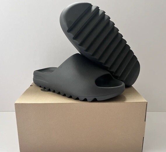 Adidas yeezy slide onyx noi