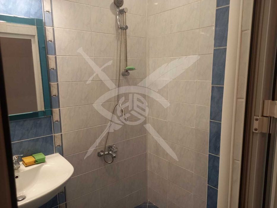 Продава се Тристаен апартамент в София, Толстой - 65 кв.м за 2124 €/кв.м - Снимка #6