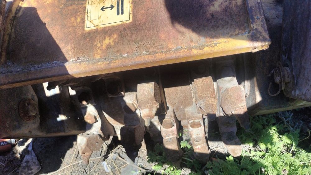 Продам дорожную фрезу и бар