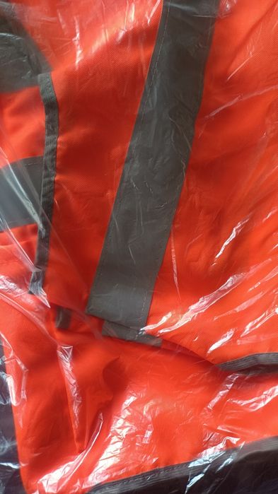 Жилетка оранжевая