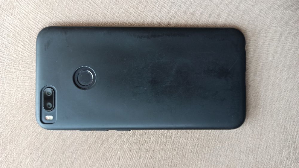 Xiaomi Mi A1, черен, 32 GB, 4GB Ram, Global Version, напукан дисплей