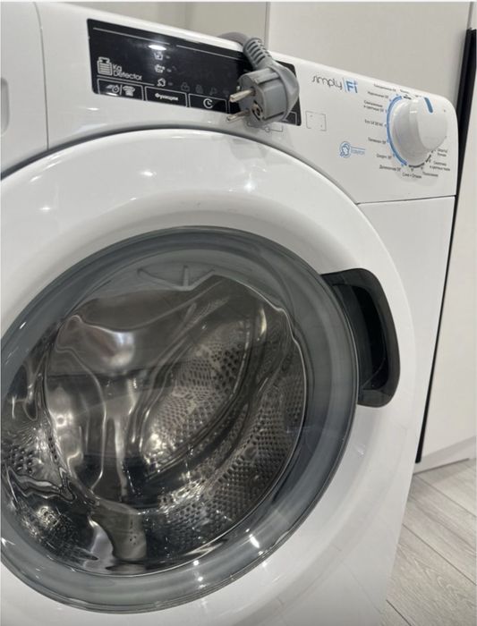 Продам стиральную машину