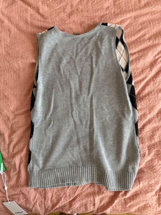 Дамски кариран пуловер