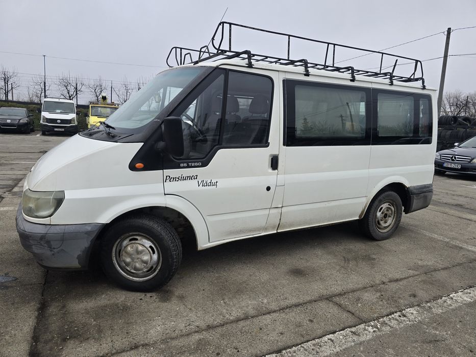 Vand Ford Transit, autoturism in acte 5+1, 2003