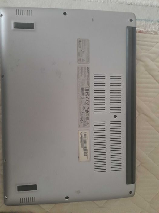 Ноутбук Асер хорошим состояний